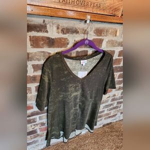 Jana v neck Lularoe shirt